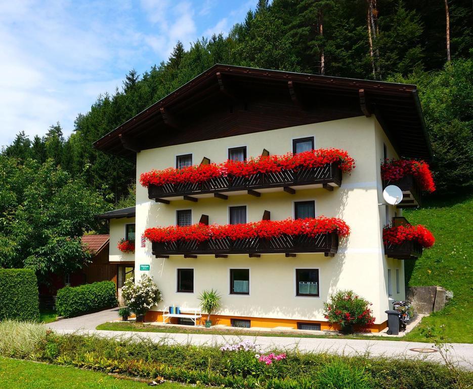 Bed and Breakfast Haus Peter Latschach ober dem Faakersee Exterior foto